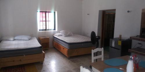 Apartment with 2 queen beds 1000 pesos per night, San Crisanto (Foto 6)