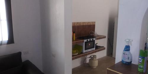 Apartment with 2 queen beds 1000 pesos per night, San Crisanto (Foto 8)