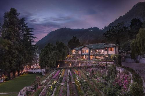 Entrance, Hotel Shervani Hilltop in Nainital