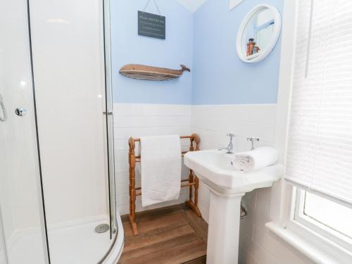 St Mary's Cottage - image 7
