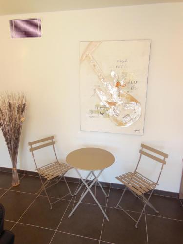 3 Bedrooms 3 bathrooms central Cannes Lecerf 411 - image 12