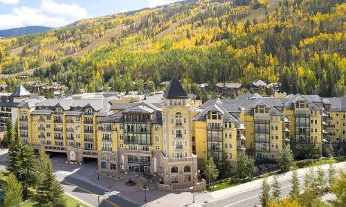 Ritz Carlton Vail #212 Condo in Vail, USA