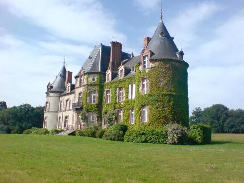 Château de Bostz chambre d'hôte Gennetines
