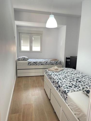 PISO CON TERRAZA CALLE ISLAS COLUMBRETES, WIFI