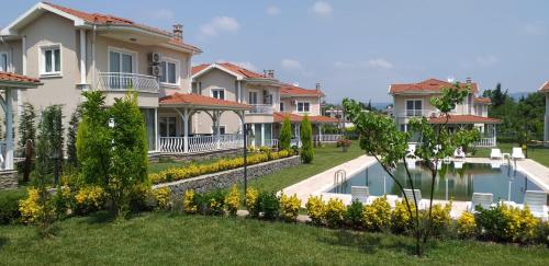 Village Kirkpinar in Sapanca