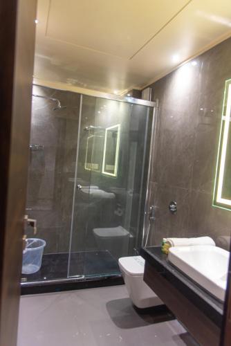 Deluxe Room image 10