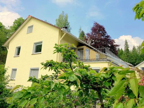 B&B Königsfeld im Schwarzwald - Ferienwohnung am Hörnle - Bed and Breakfast Königsfeld im Schwarzwald