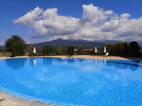 Студио за трима, басейн, Aspen Golf Resort, Банско, Разлог, Raslog (Foto 4)
