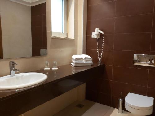 El Greco Hotel - image 2