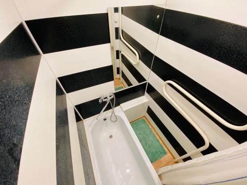 Apartment Lomonosova 13 - image 12