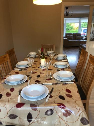 Facilities, 7B Riverside Villas in Glanerought