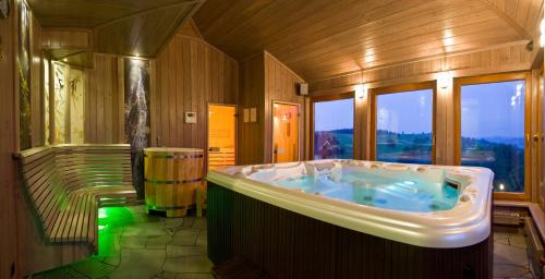 Hotel REDYK Ski&Relax - image 3