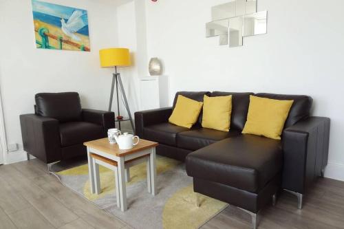 Sea Views Apartment