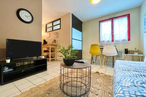 Apartment for 4 person 3min walk to GEMTramGare #C1 - Location saisonnière - Grenoble