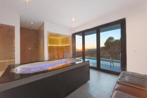 Spectacular modern villa Altos de Marbella