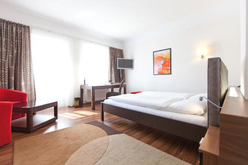 1 queen bed