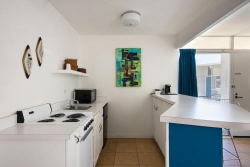 Monkey Tree Hotel 15 - image 4