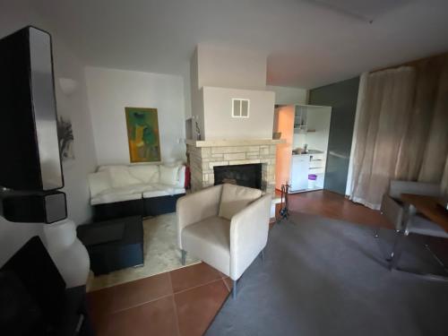 Modernes Alpenapartment mit Sauna Wintergarten und Pool, Salisburgo (foto 6)