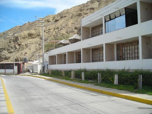 Sissepääs, El Merlin - Cabo Blanco in El Alto
