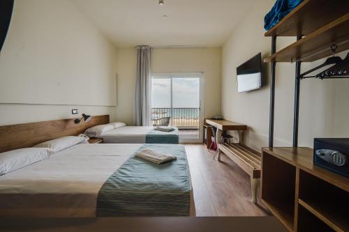 Hotel Brisamar Suites - image 7