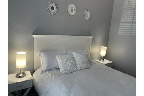 Newly Renovated 3BR 2BA Condo near Disney World FL - image 3