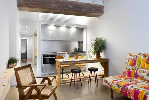 One-Bedroom Apartment with Balcony