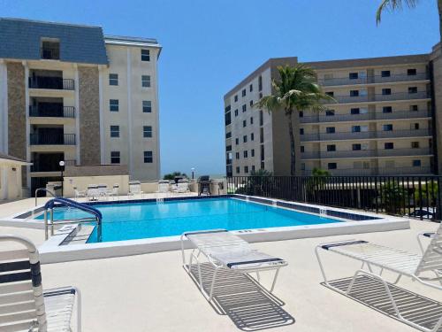Island House Beach Club 4A - image 7