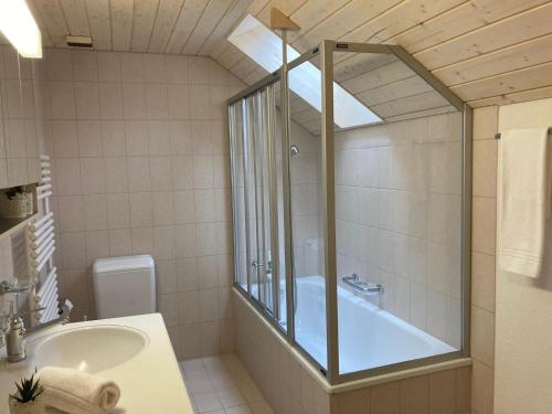 ฝักบัว, Ferienwohnung Chirchgass in ไมริงเง็น