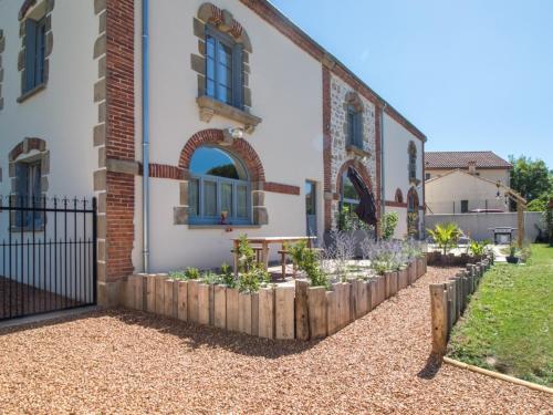 Gîte Montpeyroux, 2 pièces, 4 personnes - FR-1-630-149 gîte à louer Chadeleuf