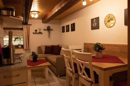 Ferienhof Gerda - Ferienwohnung Storchennest in Oberkirnach, Deutschland