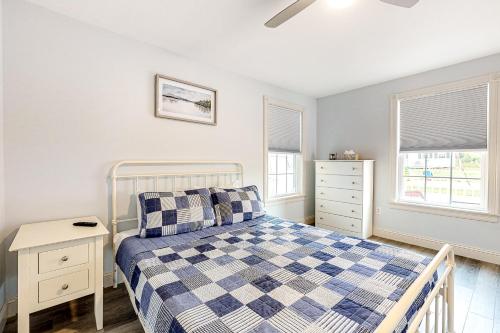 Belle of Maine Cottage 24 - image 6