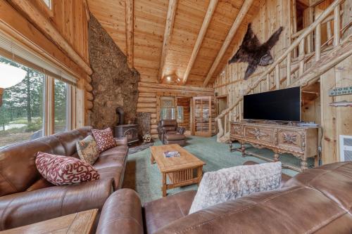 Riverbend Log Home - image 7