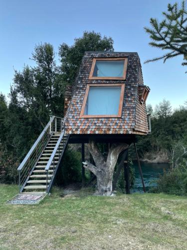 Pucontours River Lodge
