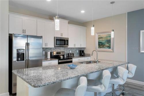 Storey Lake 4 Bedroom Townhome townhouse - main image