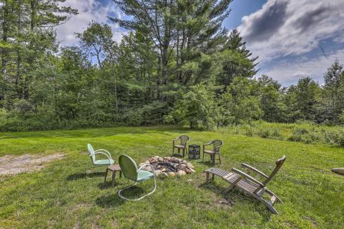 Franconia Escape on Half Acre with Fire Pit and Deck!