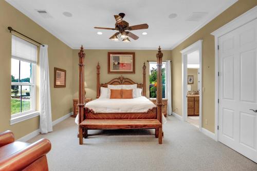 Luxury On Main St! Stunning Home in Heart of Fred! - image 7