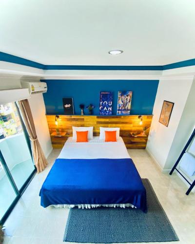 1 queen bed