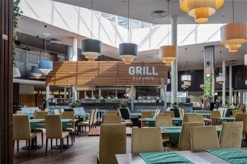 레스토랑, Holiday Club Vierumäki (Holiday Club Vierumaki) in 코우볼라