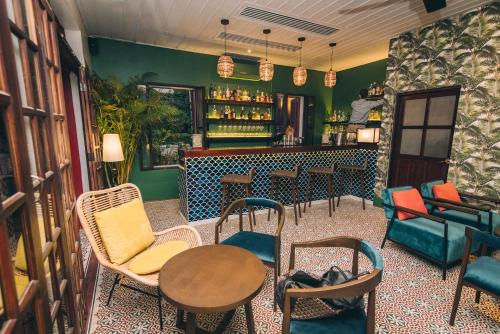 313465035 3 Nagas Hotel Luang Prabang - MGallery Collection