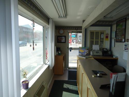 大堂, 薩默塞特經濟酒店 (Budget Host Inn Somerset) in 薩默塞特