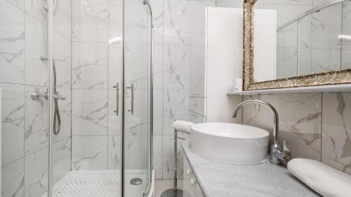 Apartments ART TEATRO