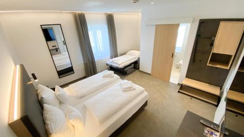 Comfort Triple Room