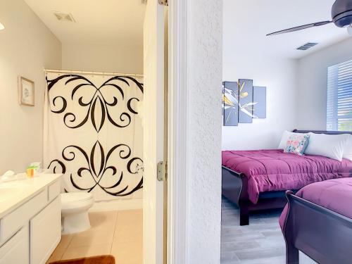 Vista Cay 35TH Luxury New Renovated 3 bedroom 3 and a half bath Townhouse - image 10