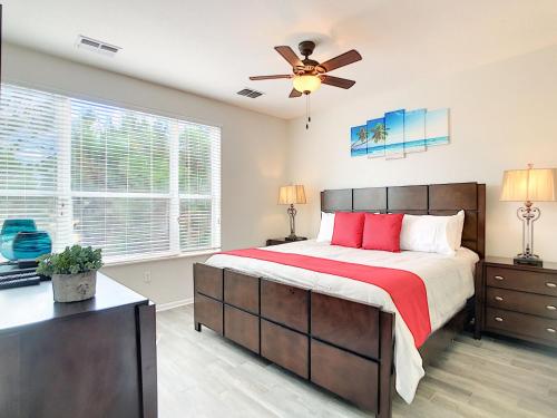 Vista Cay 35TH Luxury New Renovated 3 bedroom 3 and a half bath Townhouse - image 11