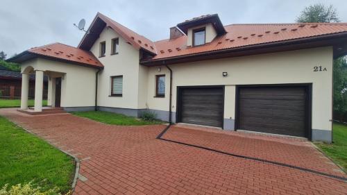 3 bedrooms, 4 beds