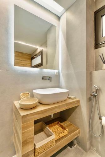 #Heart and Soul Apts by halu! Apartments