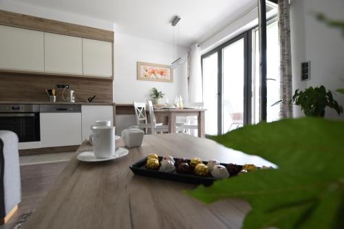 One-Bedroom Apartment image 10