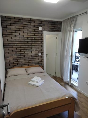 Apartman 25 – Belgrade, NY