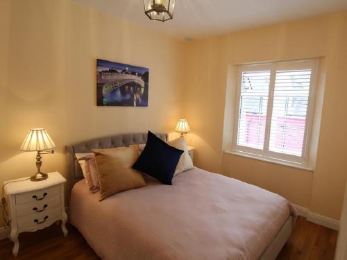 2 bedrooms, 2 beds