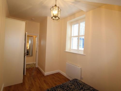 2 bedrooms, 2 beds